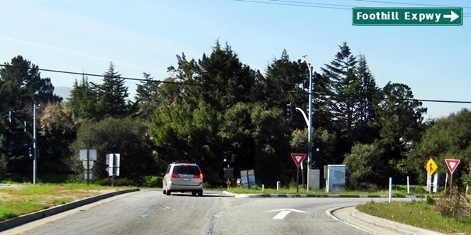 CLICK to continue: Right on Foothill Expressway from Grant at H280 N