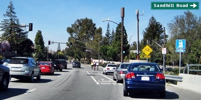 CLICK to continue: Right on Sandhill Road from Alpine Road